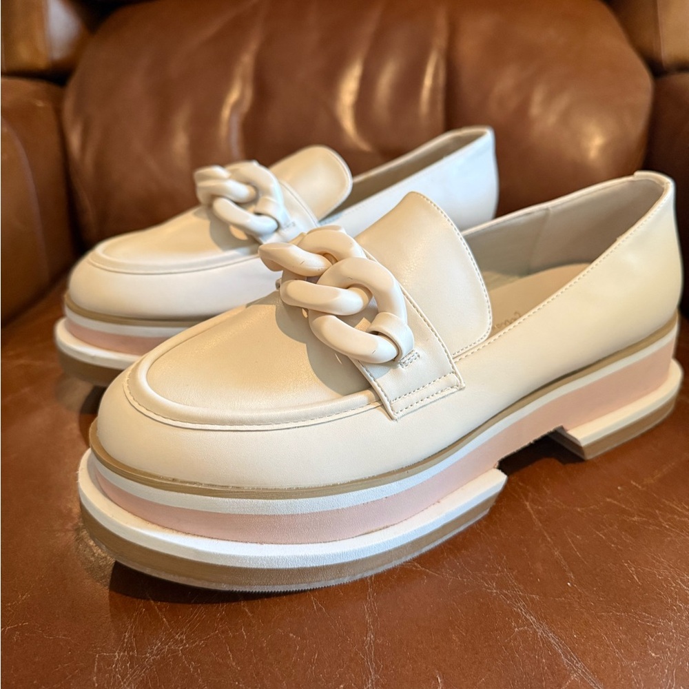 Coconuts by Matisse Cream Loafers with Chunky Chain